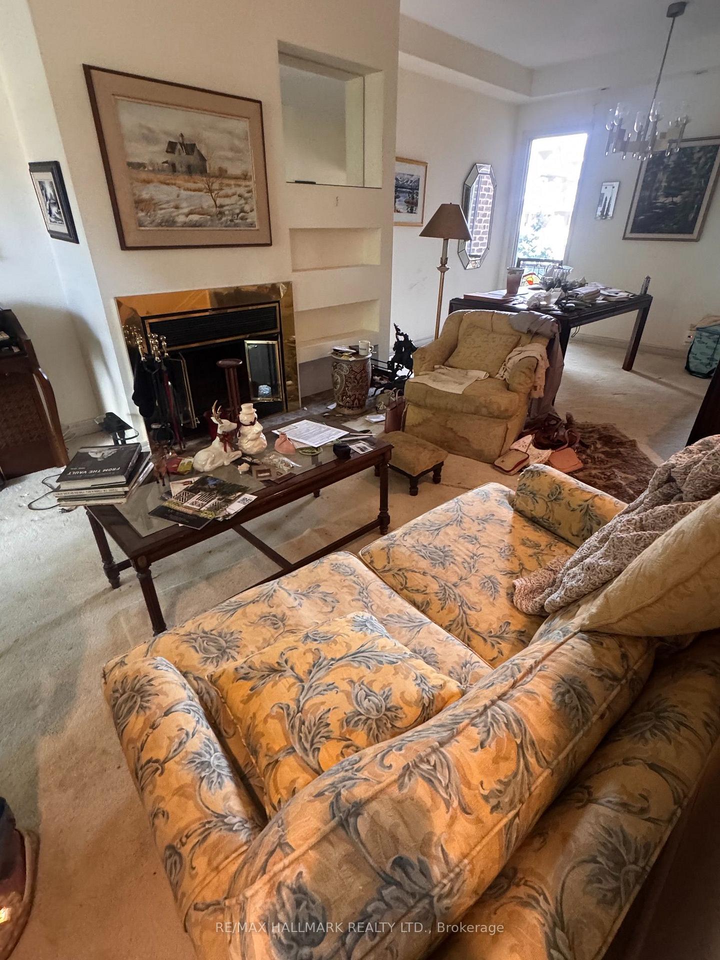 Photo 7 of 133 Hampton Avenue, Toronto, North Riverdale — HOMEH