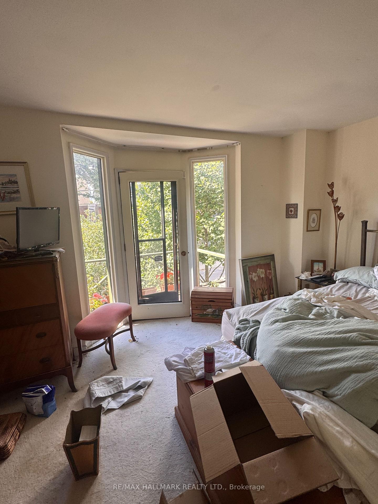 Photo 12 of 133 Hampton Avenue, Toronto, North Riverdale — HOMEH