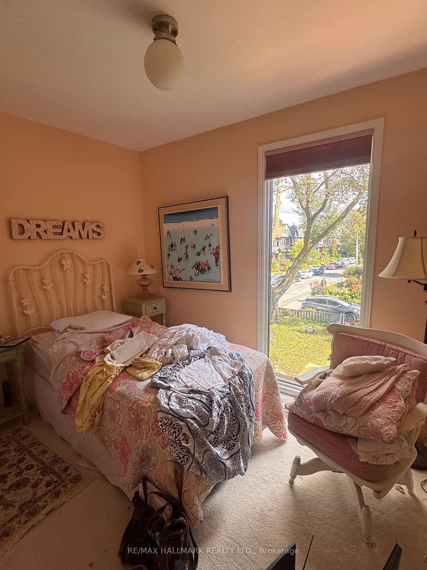 Photo 14 of 133 Hampton Avenue, Toronto, North Riverdale — HOMEH
