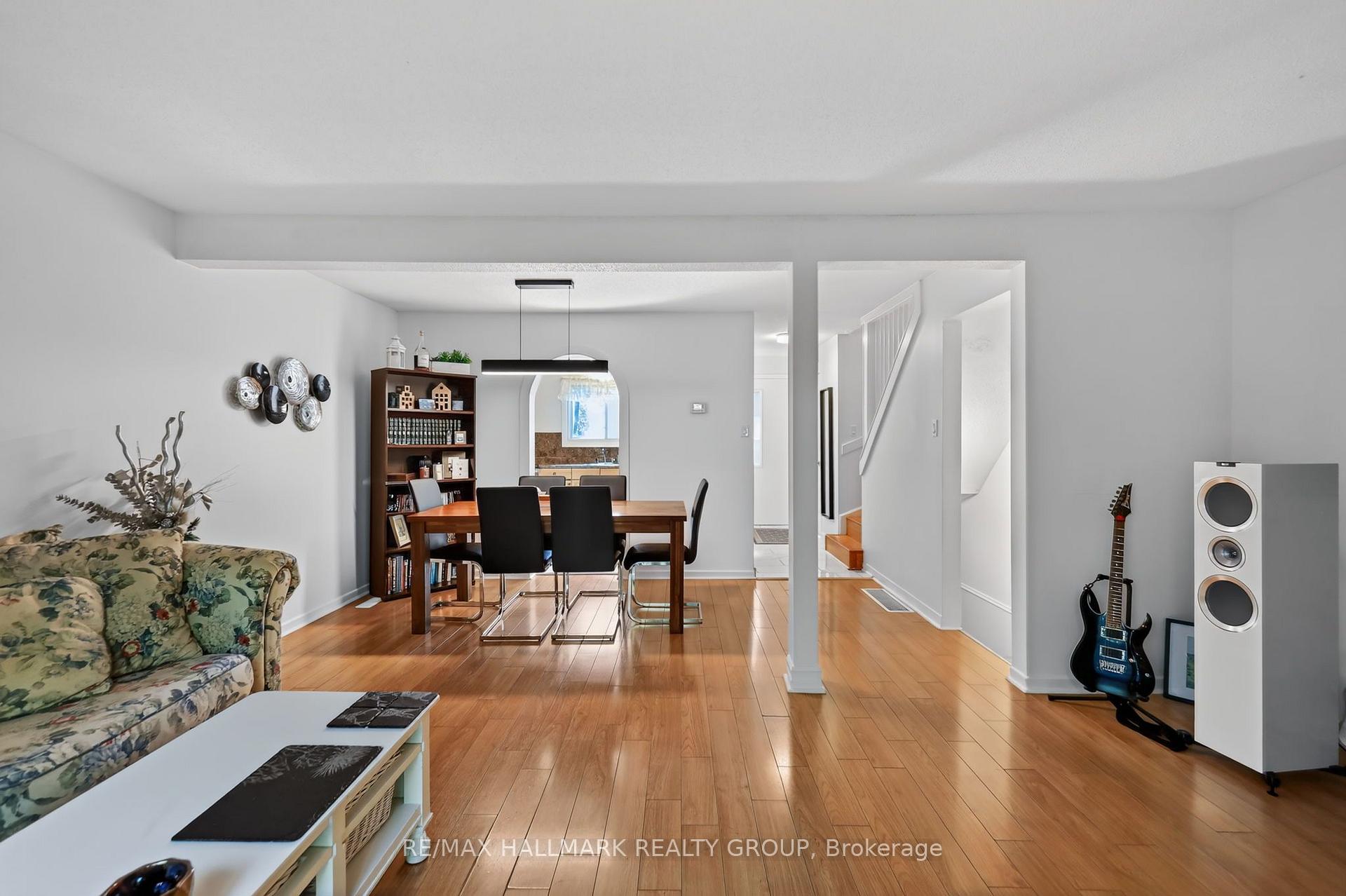 Photo 16 of Unit 6, 6156 Brookside Lane, Ottawa, Convent Glen South — HOMEH