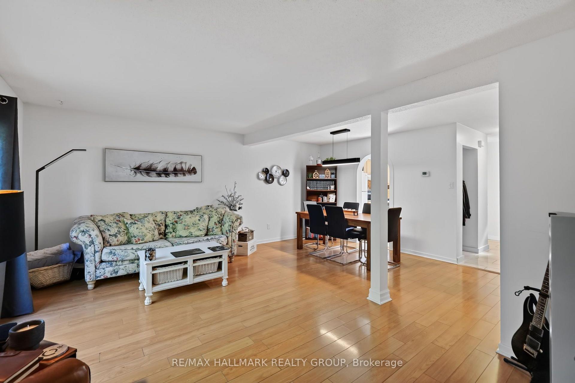 Photo 17 of Unit 6, 6156 Brookside Lane, Ottawa, Convent Glen South — HOMEH