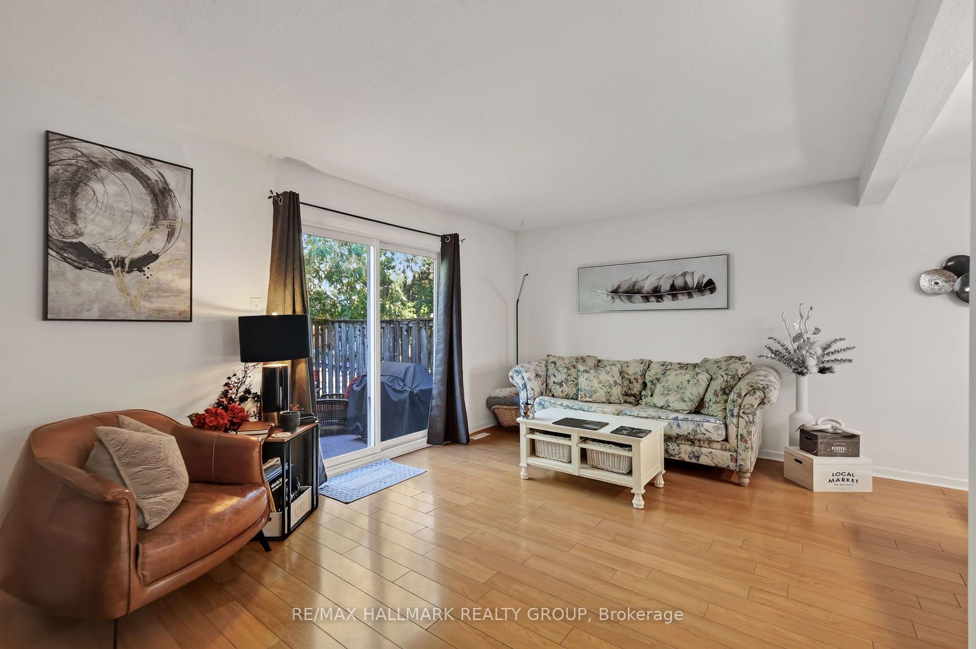 Photo 18 of Unit 6, 6156 Brookside Lane, Ottawa, Convent Glen South — HOMEH