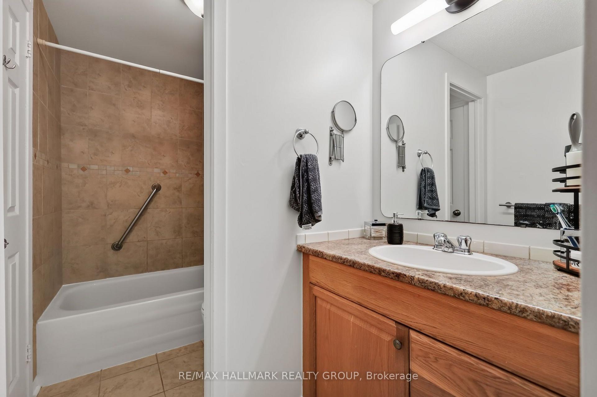 Photo 25 of Unit 6, 6156 Brookside Lane, Ottawa, Convent Glen South — HOMEH