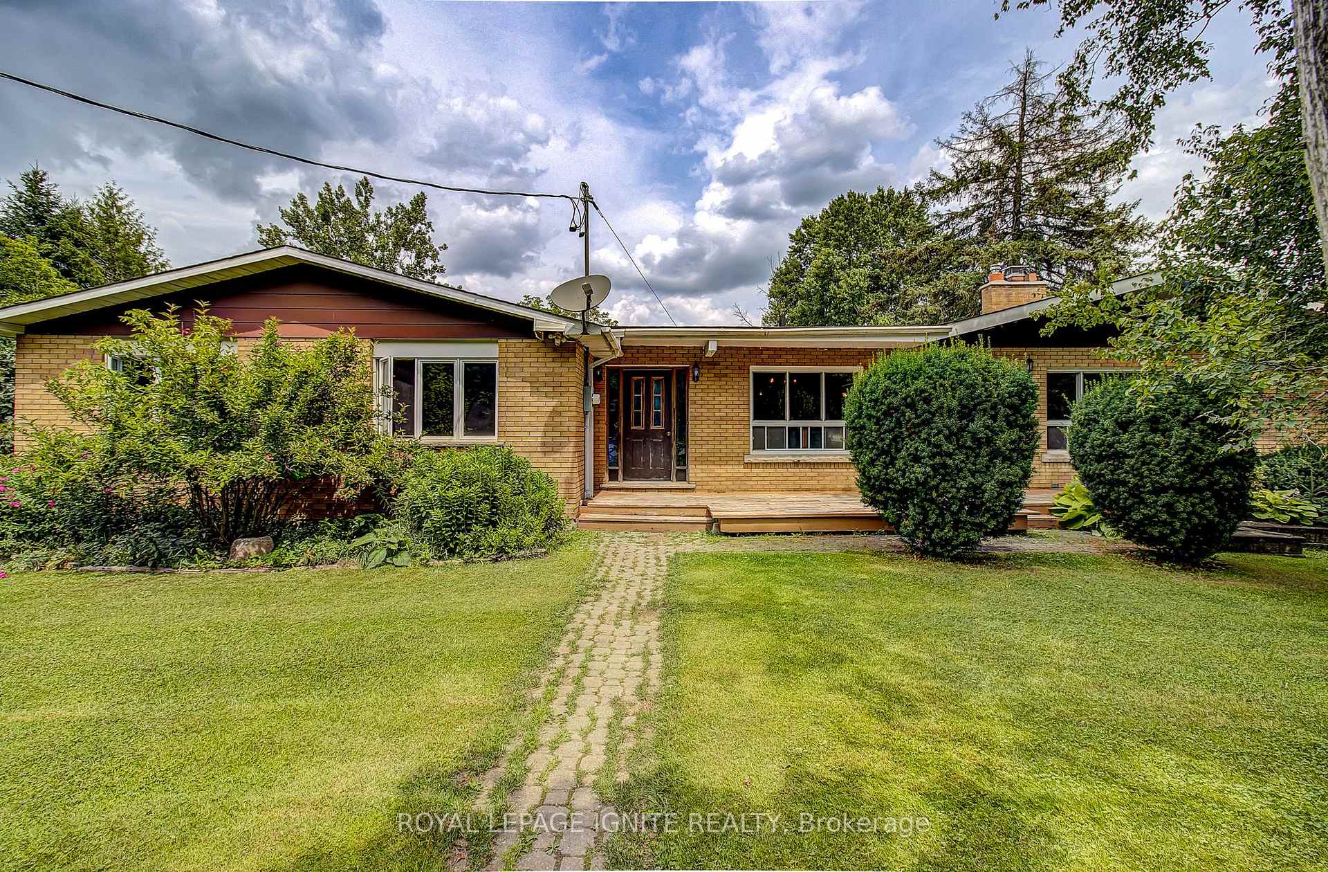 Photo of 5543 7th Line