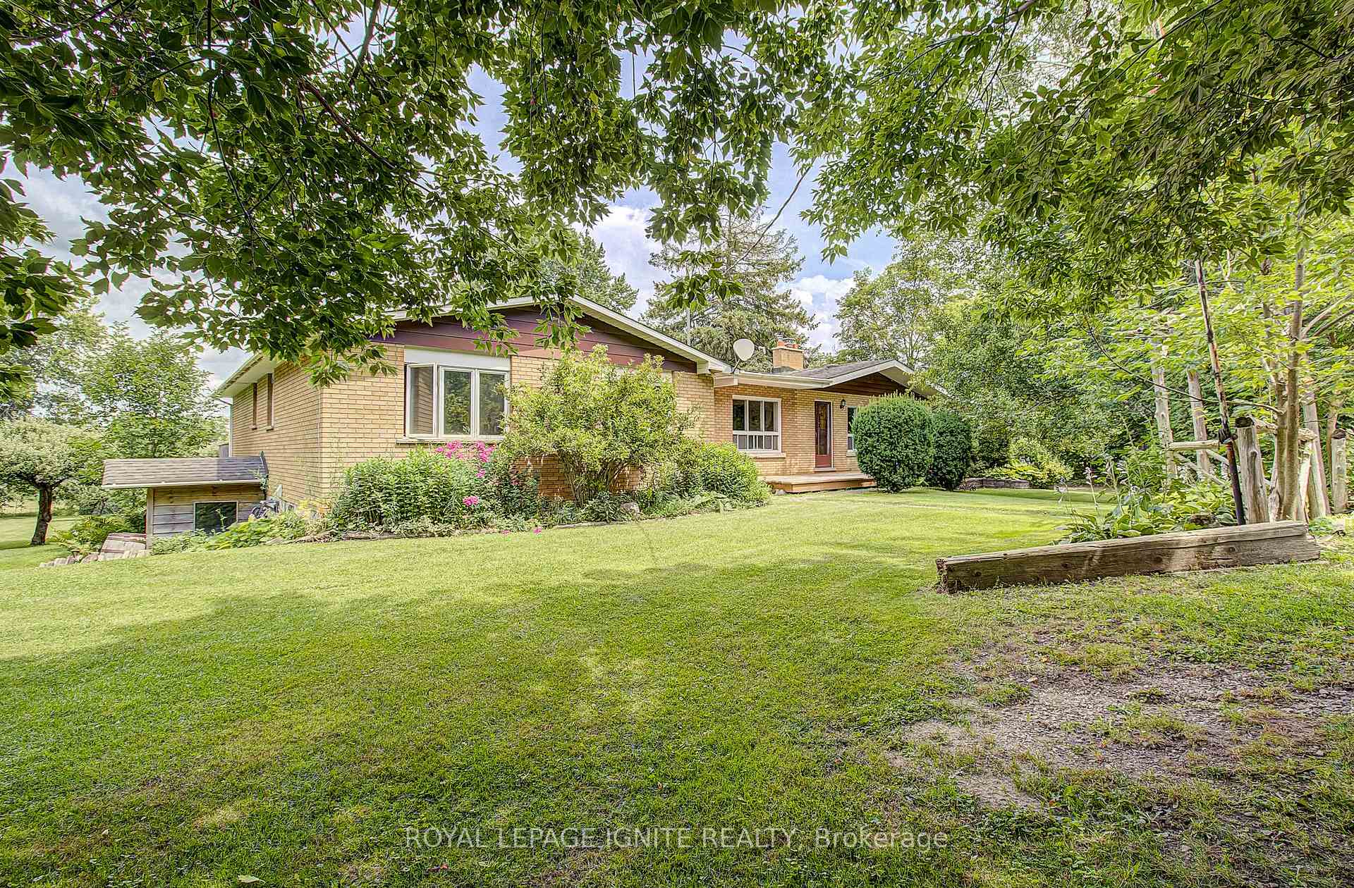 Photo 2 of 5543 7th Line, Guelph/Eramosa, Rural Guelph/Eramosa East — HOMEH