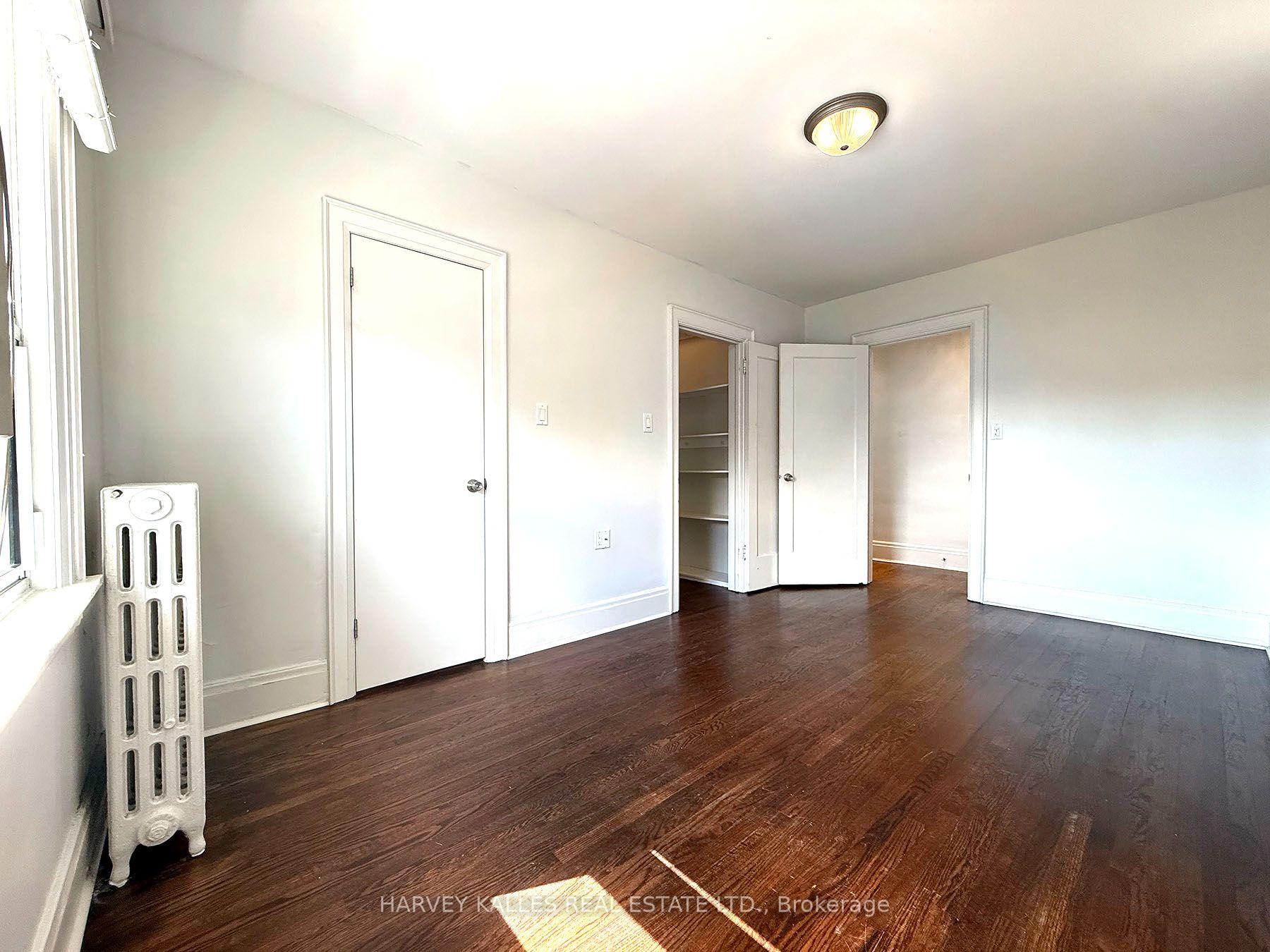 Photo 5 of Unit 301, 858 Davenport Road, Toronto, Wychwood — HOMEH