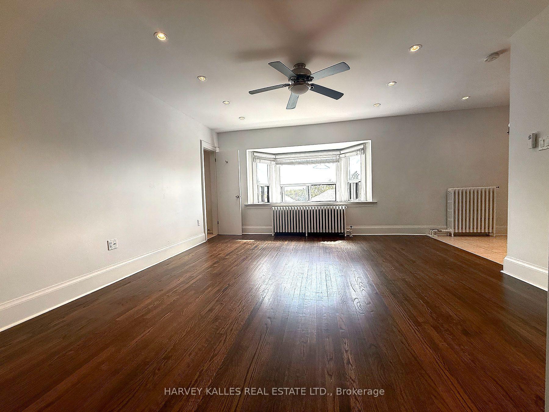 Photo 10 of Unit 301, 858 Davenport Road, Toronto, Wychwood — HOMEH