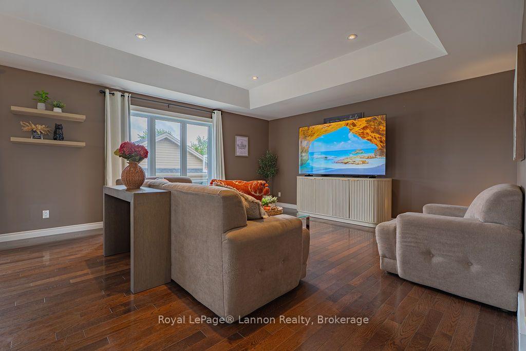 Photo 7 of 696 Weiler Boulevard, Thunder Bay, Parkdale — HOMEH