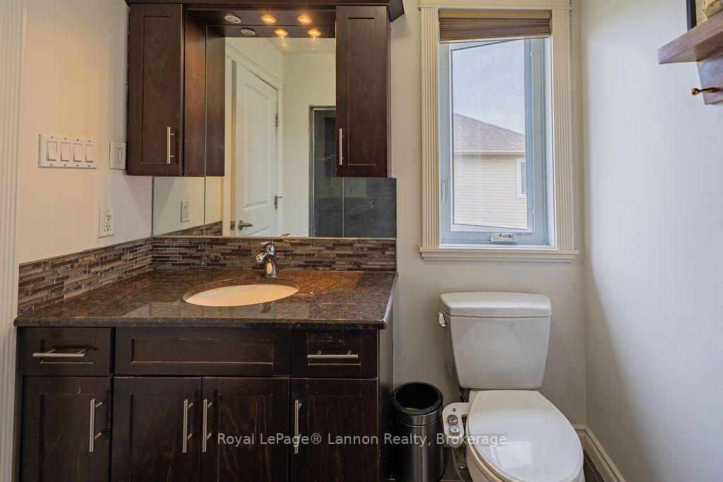 Photo 25 of 696 Weiler Boulevard, Thunder Bay, Parkdale — HOMEH