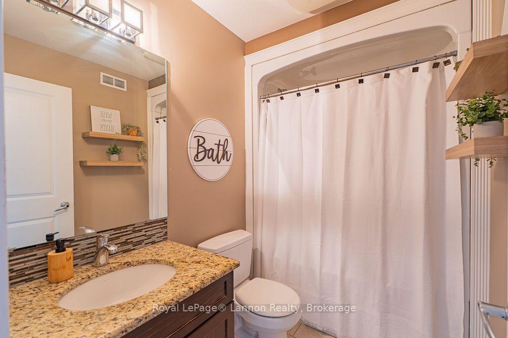 Photo 26 of 696 Weiler Boulevard, Thunder Bay, Parkdale — HOMEH