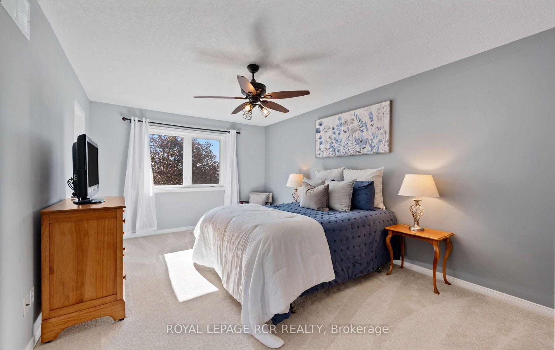 Photo 27 of 108 Glengarry Road, Orangeville — HOMEH