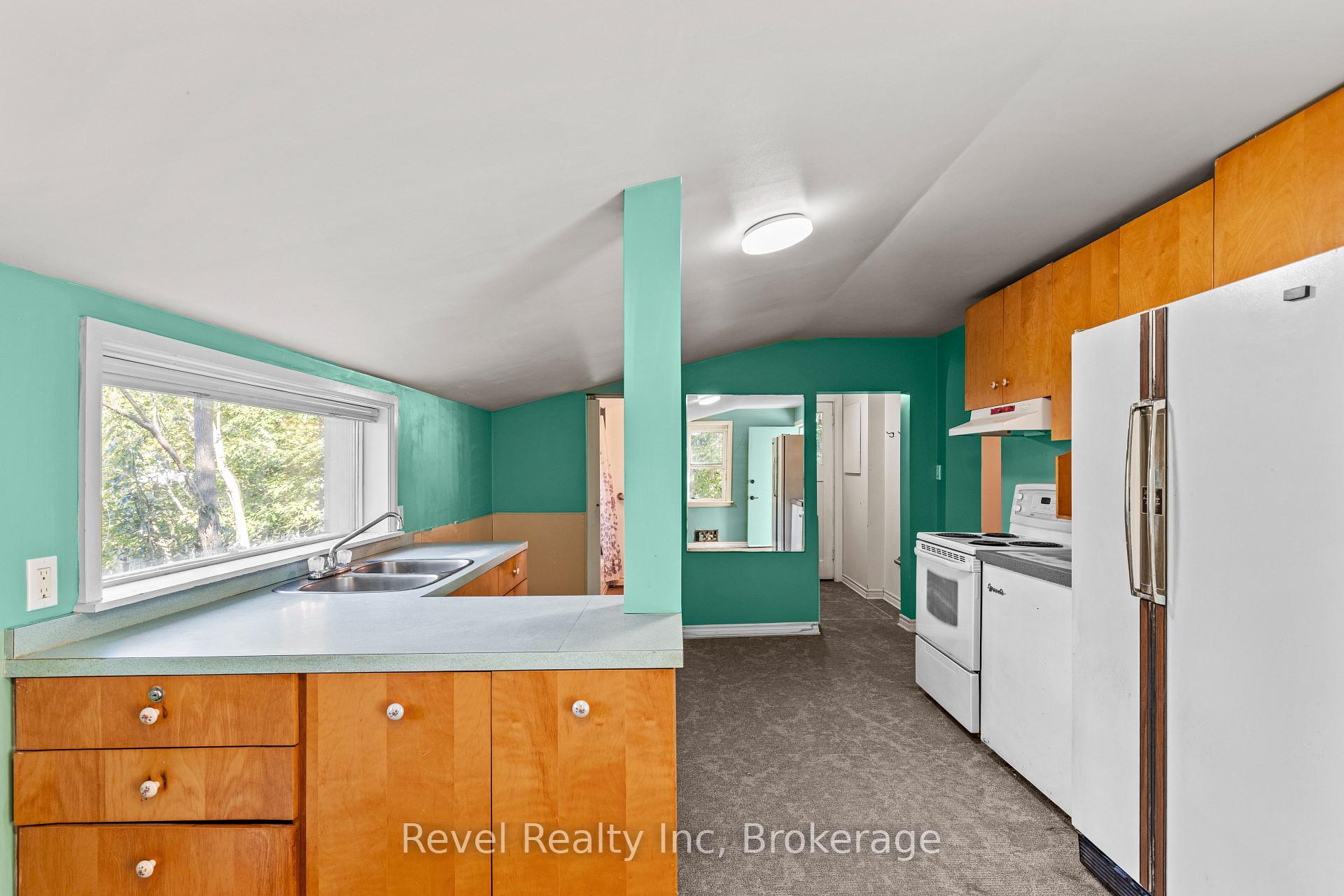 Photo 14 of 4 Margaret Street, Parry Sound — HOMEH