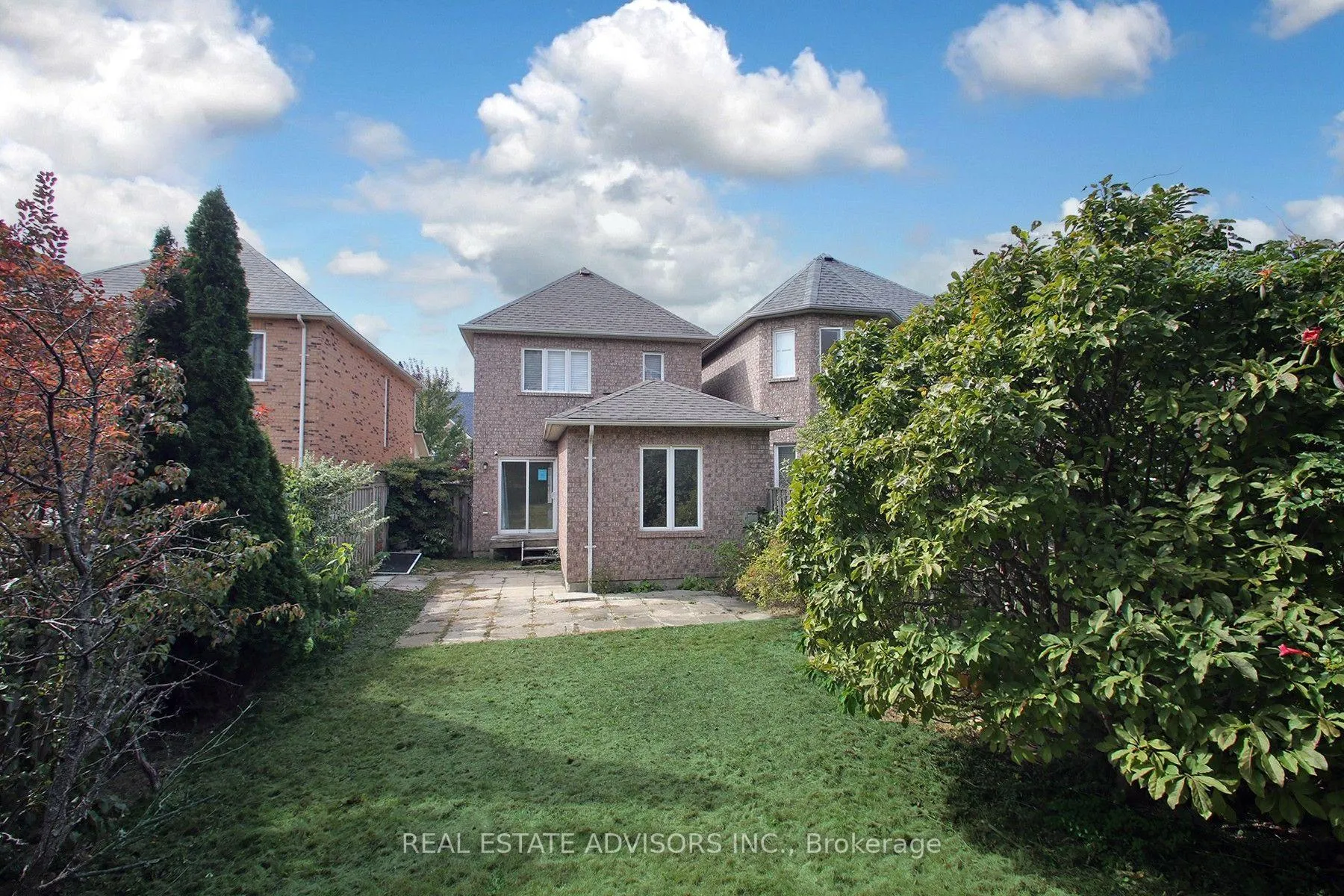 Photo 33 of 80 Dooley Crescent, Ajax, Northwest Ajax — HOMEH