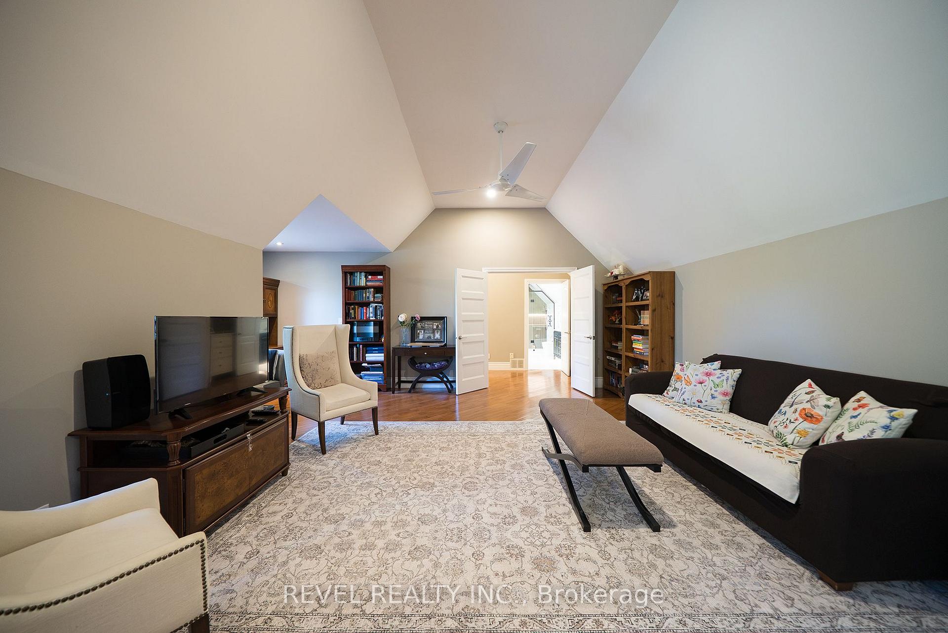 Photo 23 of 1410 McDowell Road E, Norfolk, Simcoe — HOMEH