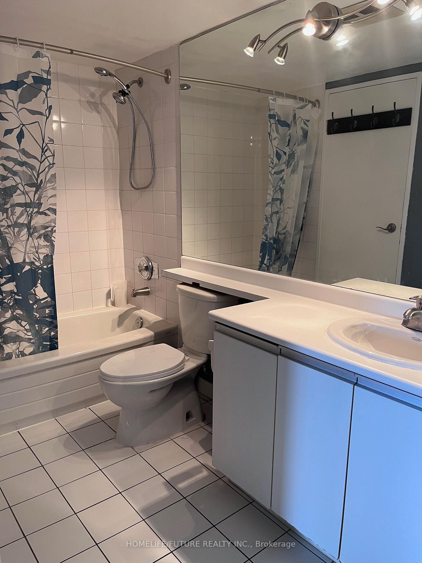 Photo 18 of Unit 1101, 550 Webb Drive, Mississauga, City Centre — HOMEH