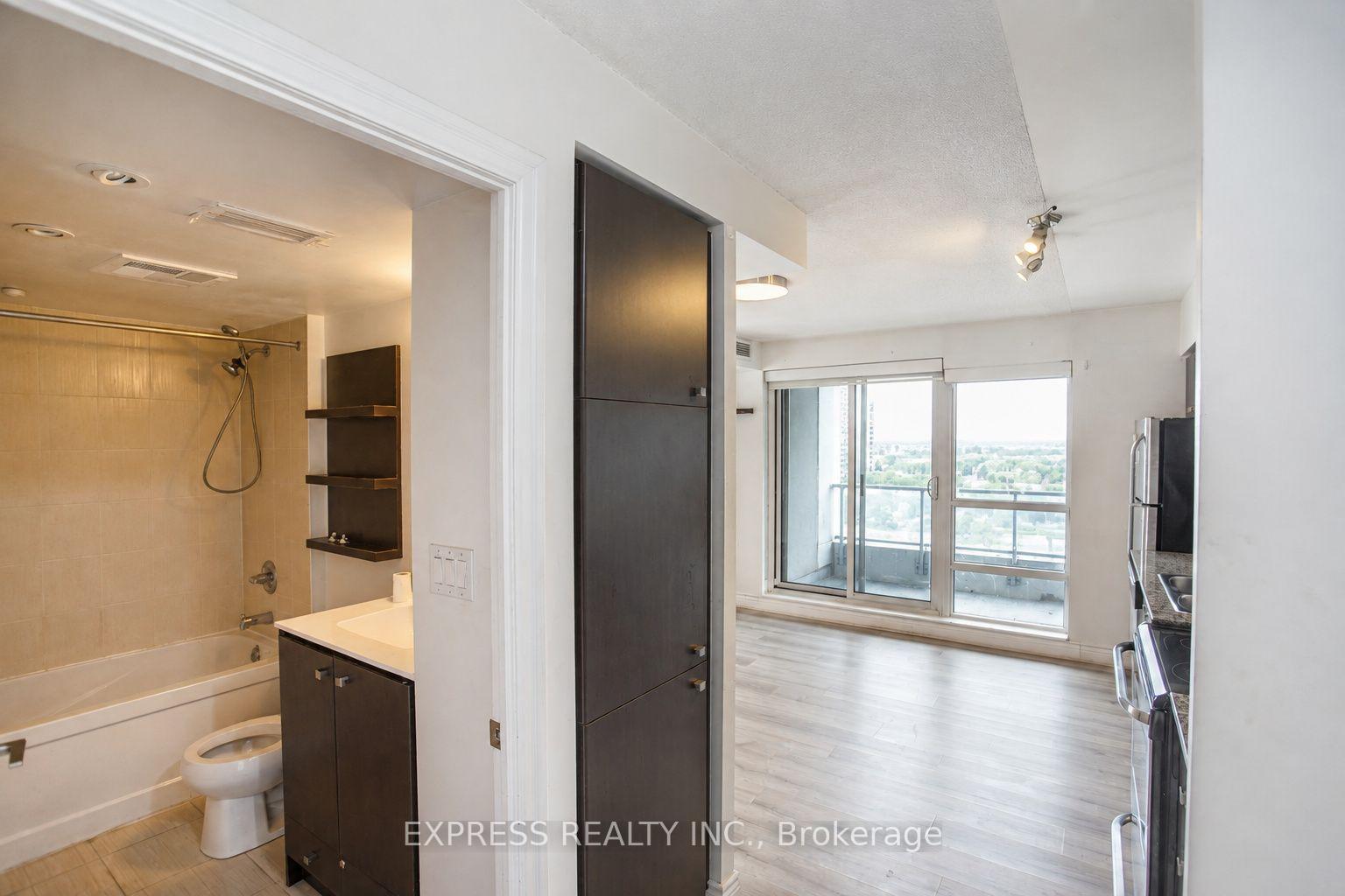 Photo 14 of Unit 1105, 2015 Sheppard Avenue E, North York, Henry Farm — HOMEH