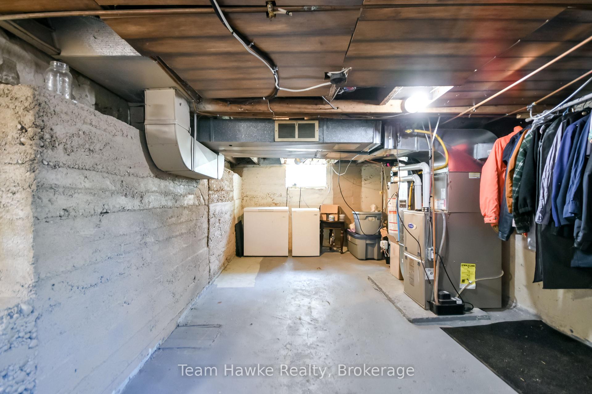 Photo 36 of 346 Yonge Street, Midland — HOMEH