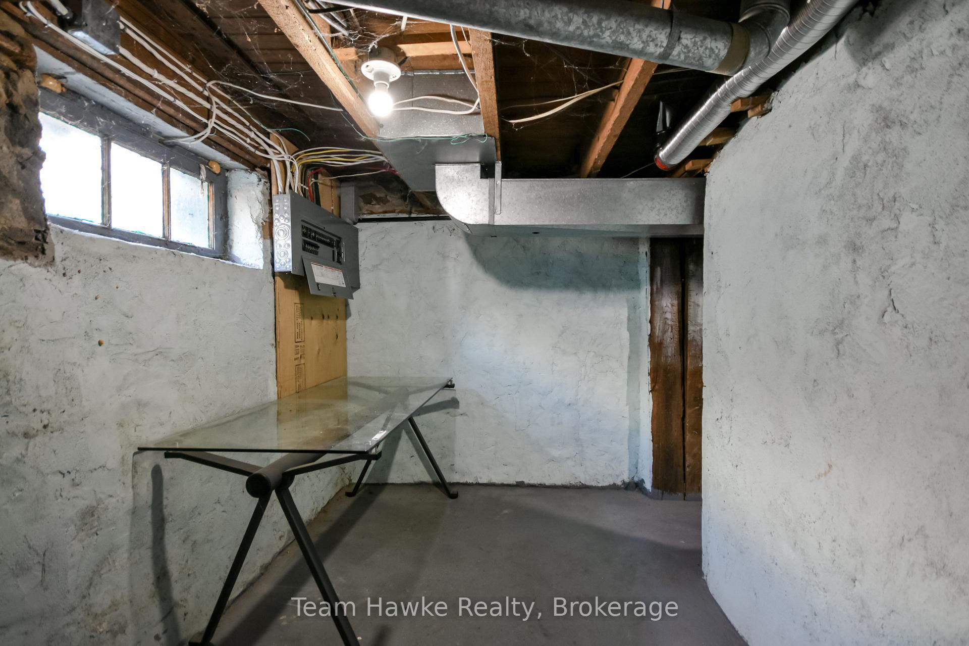 Photo 38 of 346 Yonge Street, Midland — HOMEH