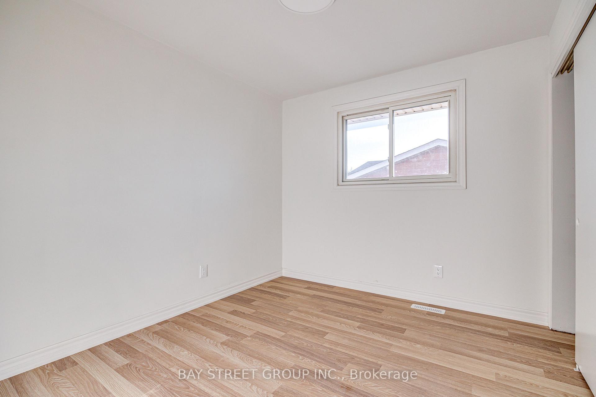 Photo 19 of 110 St. David's Road, St. Catharines, Burleigh Hill — HOMEH