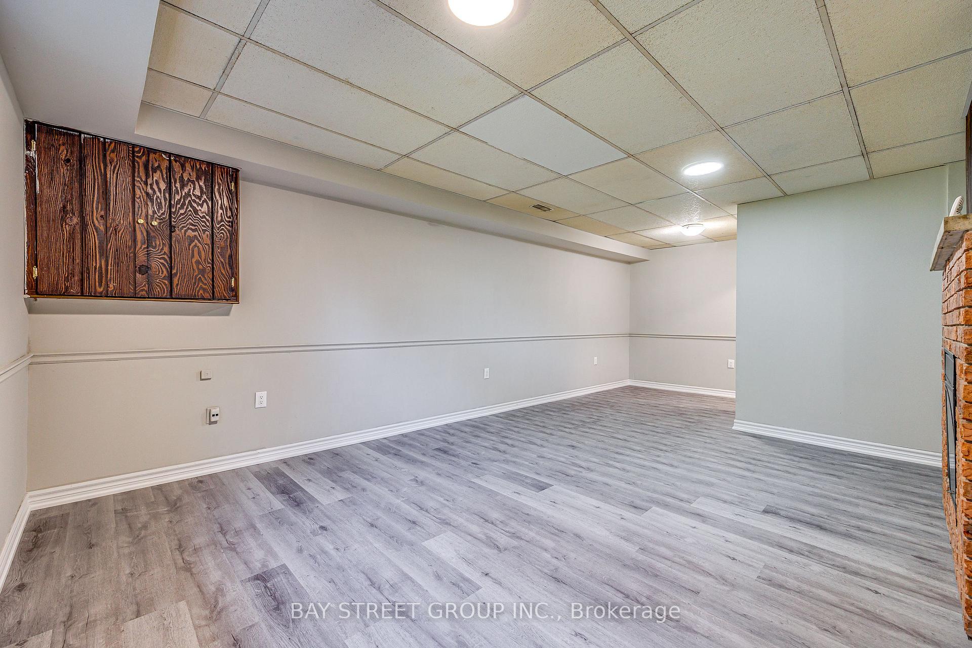 Photo 27 of 110 St. David's Road, St. Catharines, Burleigh Hill — HOMEH