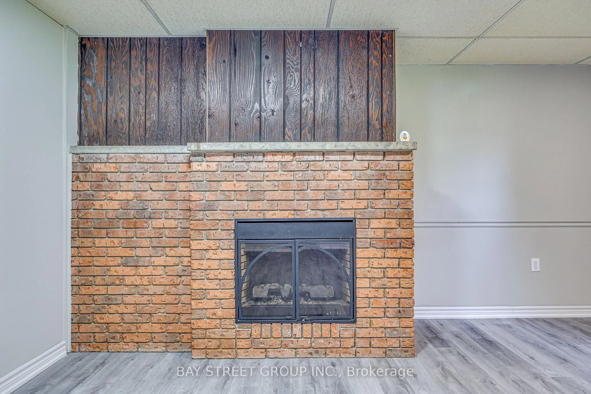 Photo 22 of 110 St. David's Road, St. Catharines, Burleigh Hill — HOMEH