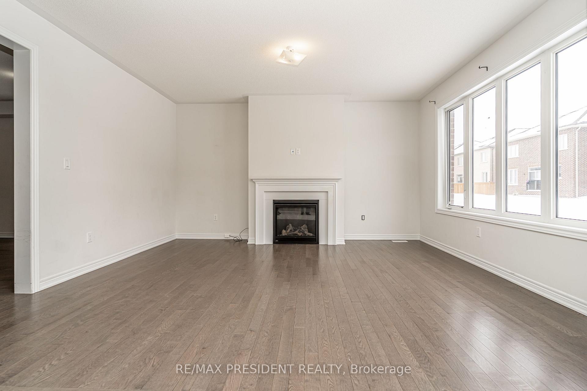 Photo 11 of 663 Anishinaabe Drive, Shelburne — HOMEH