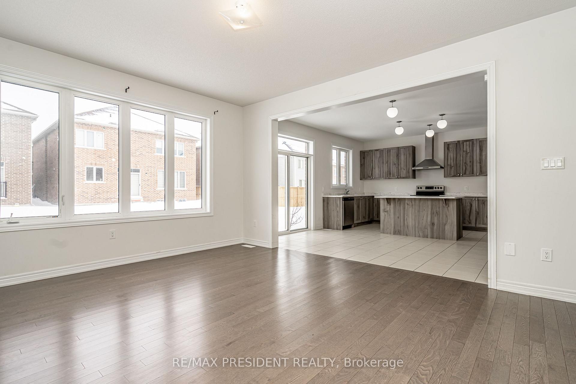 Photo 12 of 663 Anishinaabe Drive, Shelburne — HOMEH