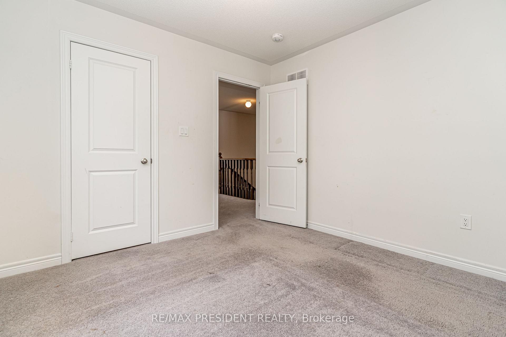 Photo 26 of 663 Anishinaabe Drive, Shelburne — HOMEH