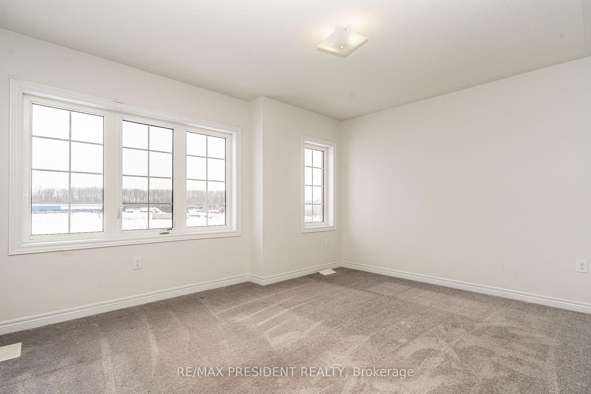 Photo 28 of 663 Anishinaabe Drive, Shelburne — HOMEH