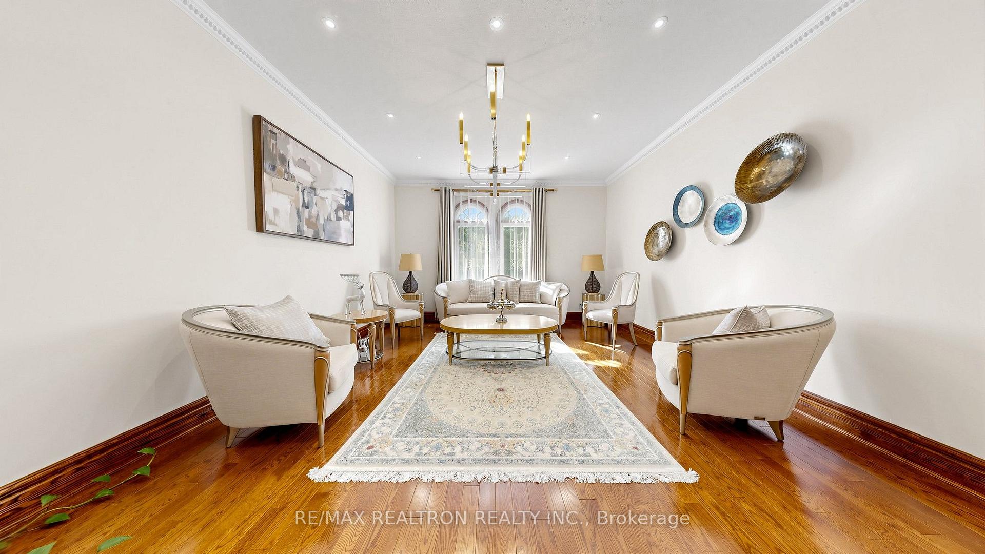 Photo 9 of 38 Bridgewater Drive, Richmond Hill, Rural Richmond Hill — HOMEH