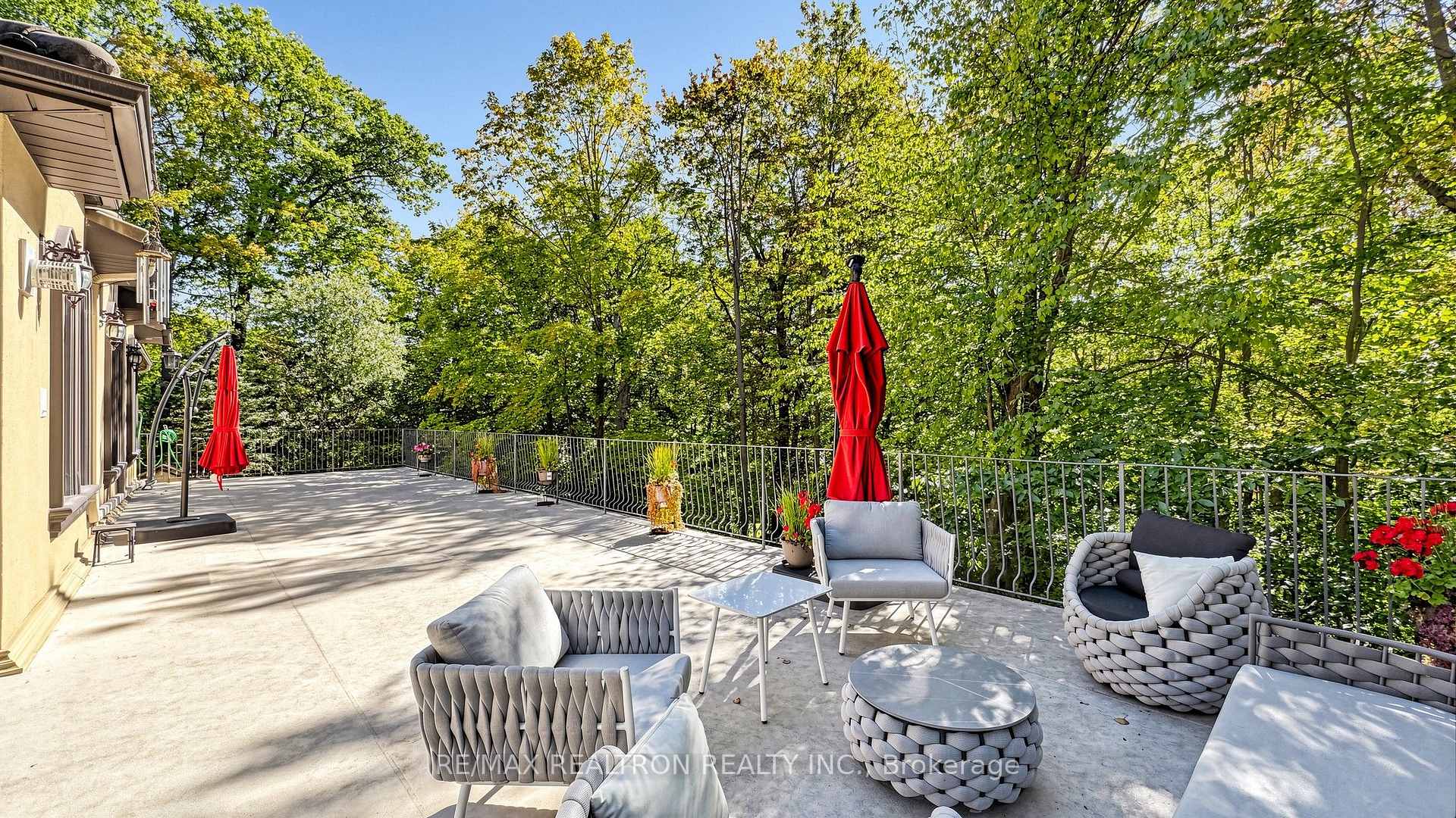 Photo 29 of 38 Bridgewater Drive, Richmond Hill, Rural Richmond Hill — HOMEH