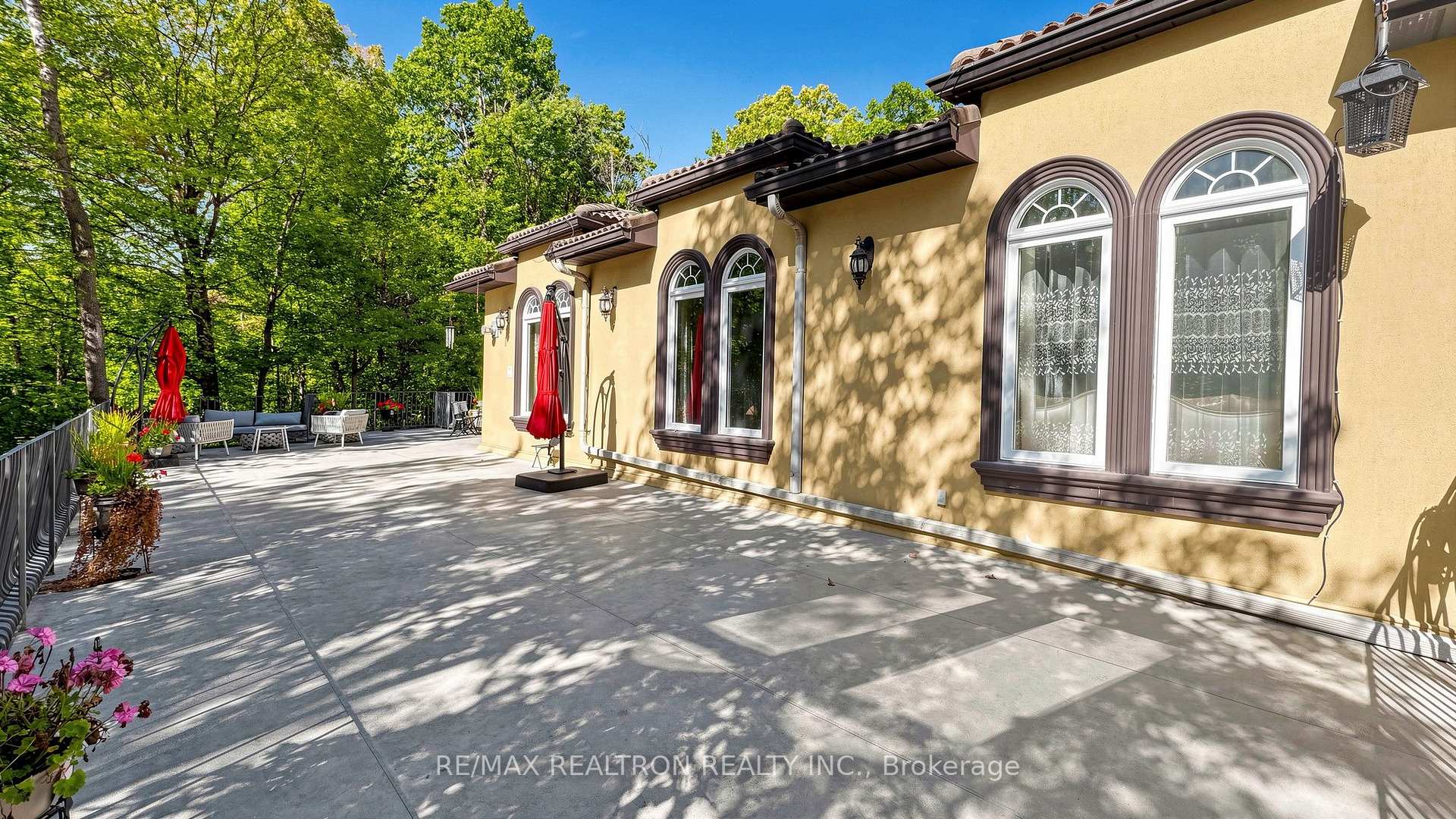 Photo 31 of 38 Bridgewater Drive, Richmond Hill, Rural Richmond Hill — HOMEH