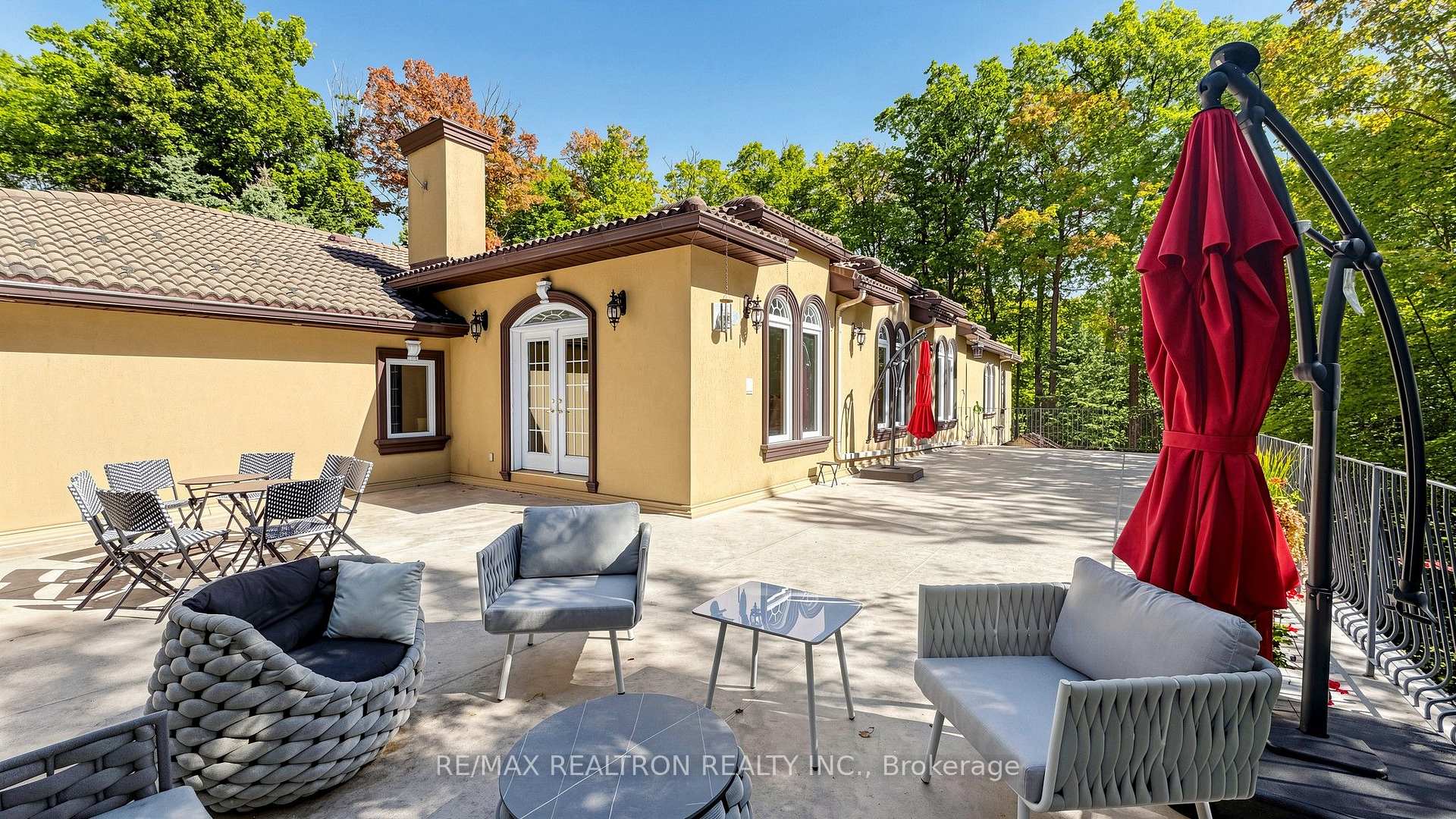 Photo 32 of 38 Bridgewater Drive, Richmond Hill, Rural Richmond Hill — HOMEH