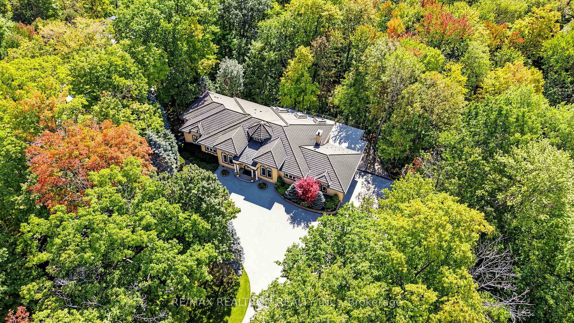 Photo 36 of 38 Bridgewater Drive, Richmond Hill, Rural Richmond Hill — HOMEH