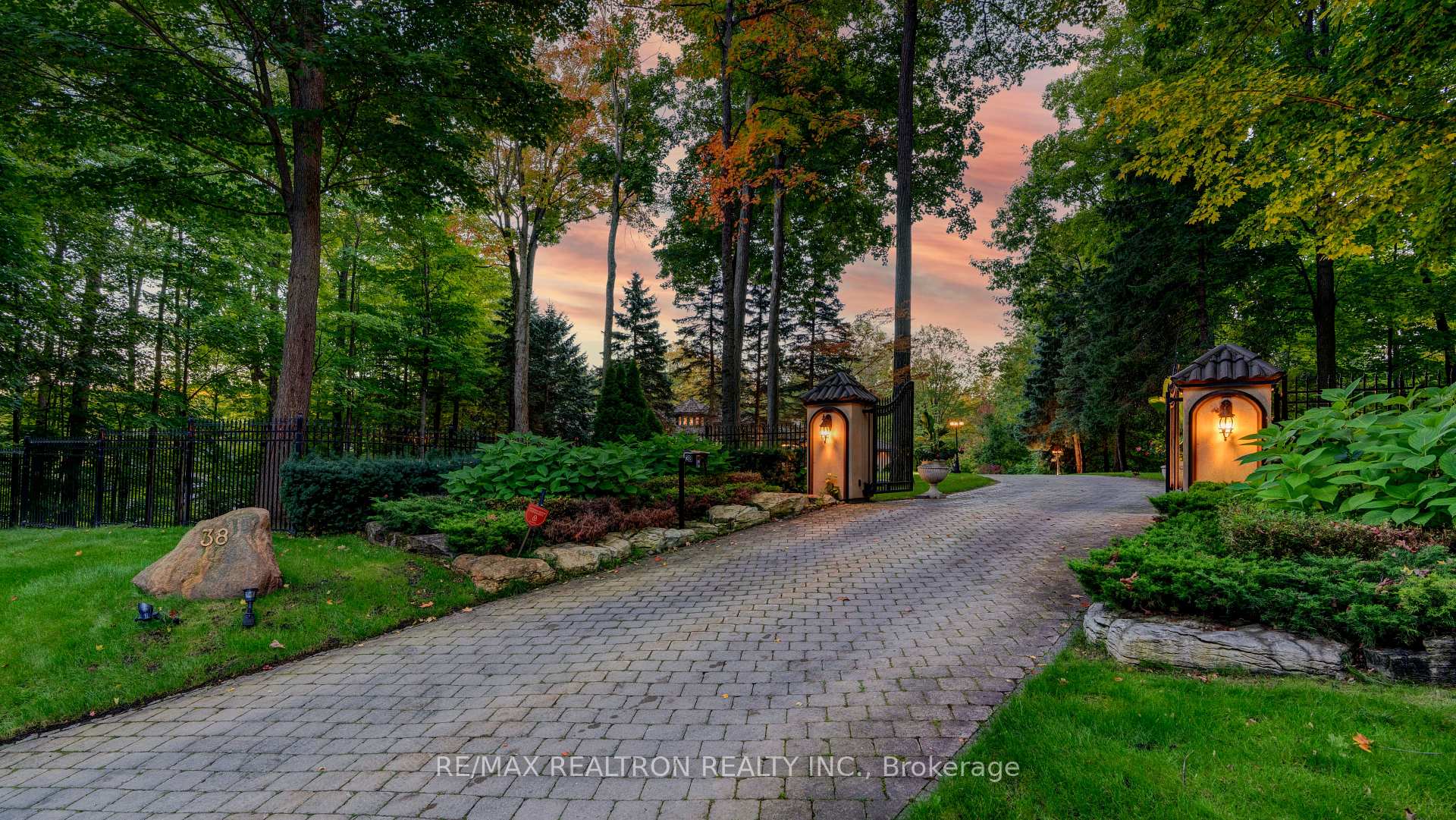 Photo 42 of 38 Bridgewater Drive, Richmond Hill, Rural Richmond Hill — HOMEH