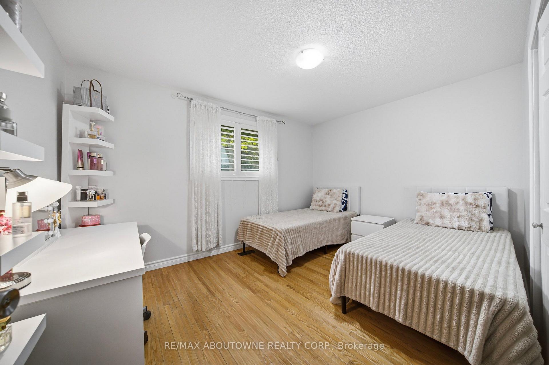 Photo 14 of 6346 Neuchatel Road, Mississauga, Meadowvale — HOMEH