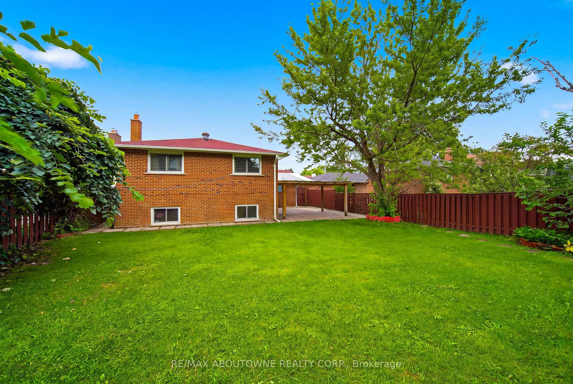 Photo 31 of 6346 Neuchatel Road, Mississauga, Meadowvale — HOMEH