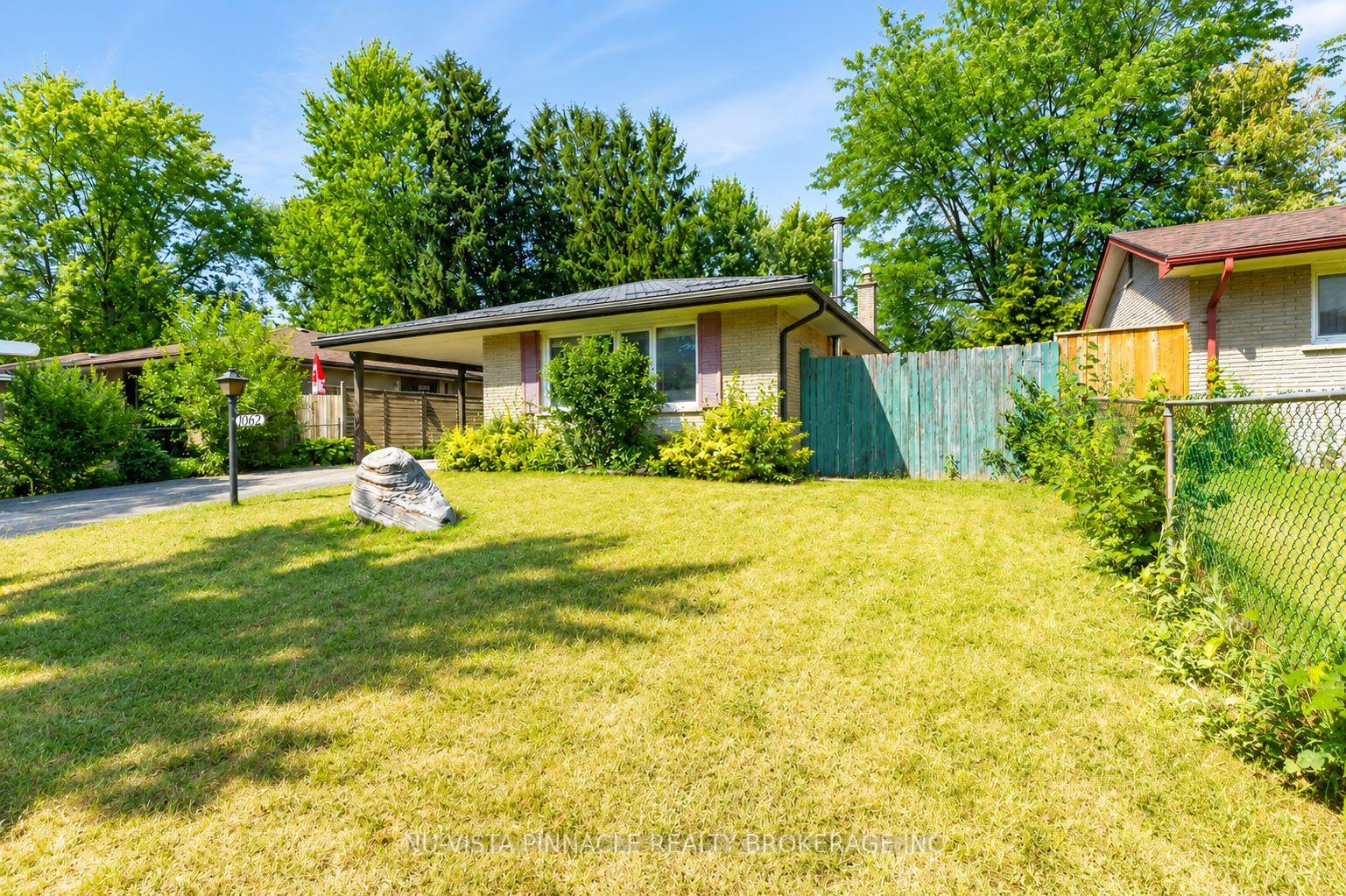 Photo 2 of 1062 Apache Road, London, East D — HOMEH
