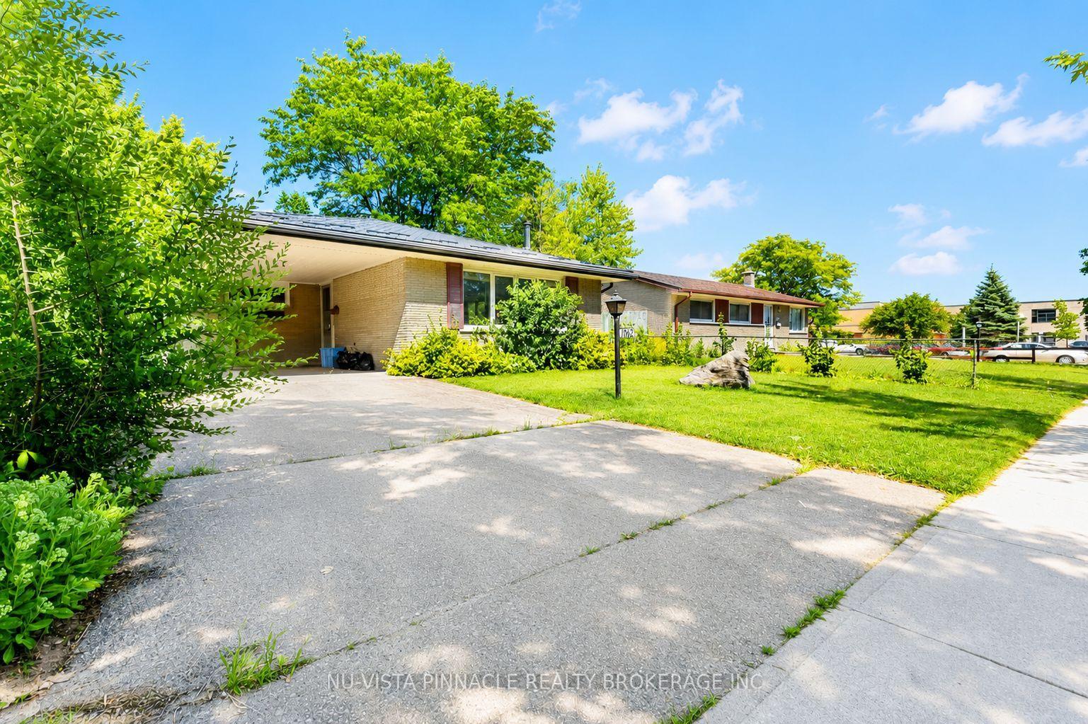 Photo 3 of 1062 Apache Road, London, East D — HOMEH