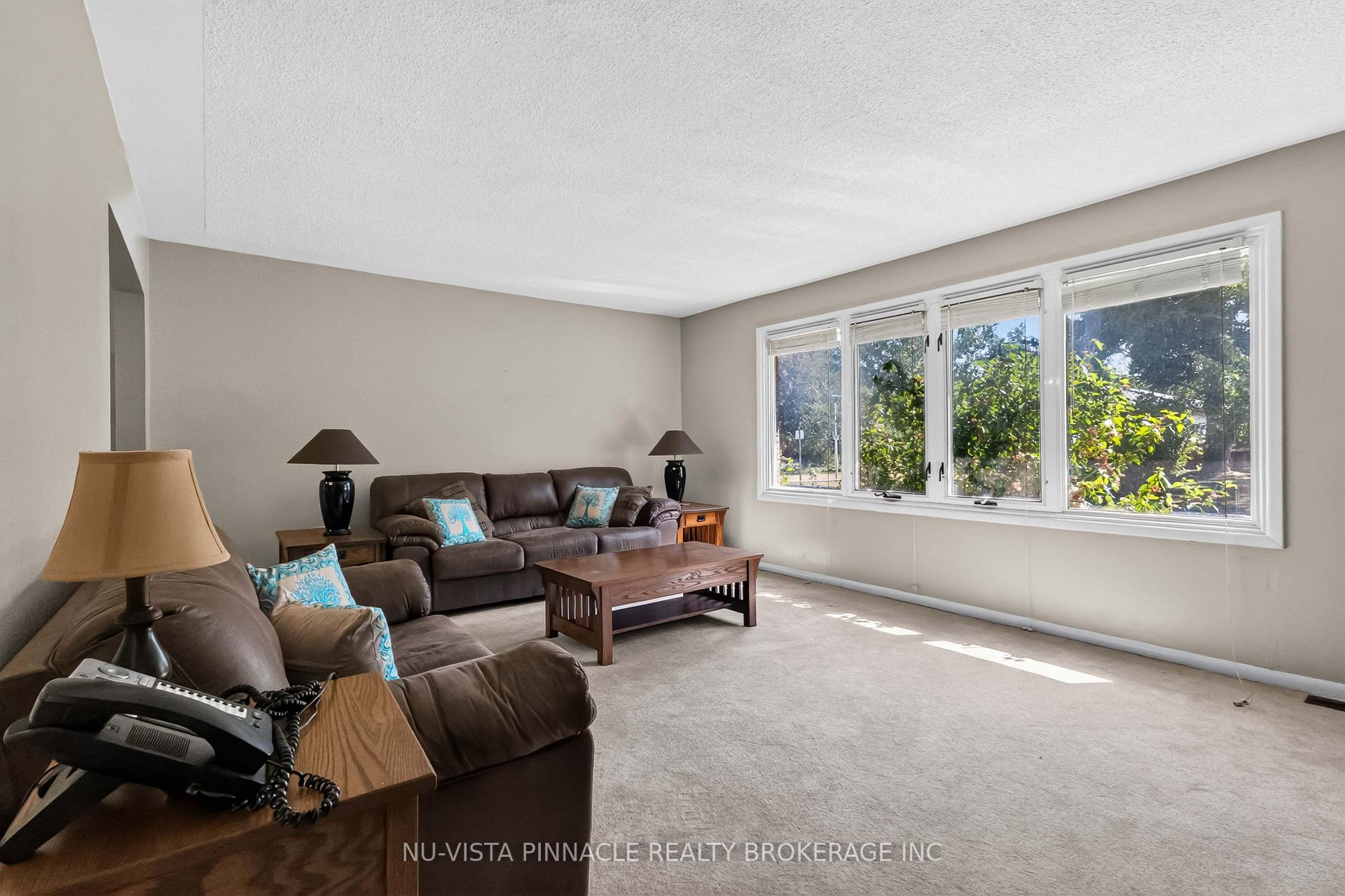 Photo 5 of 1062 Apache Road, London, East D — HOMEH