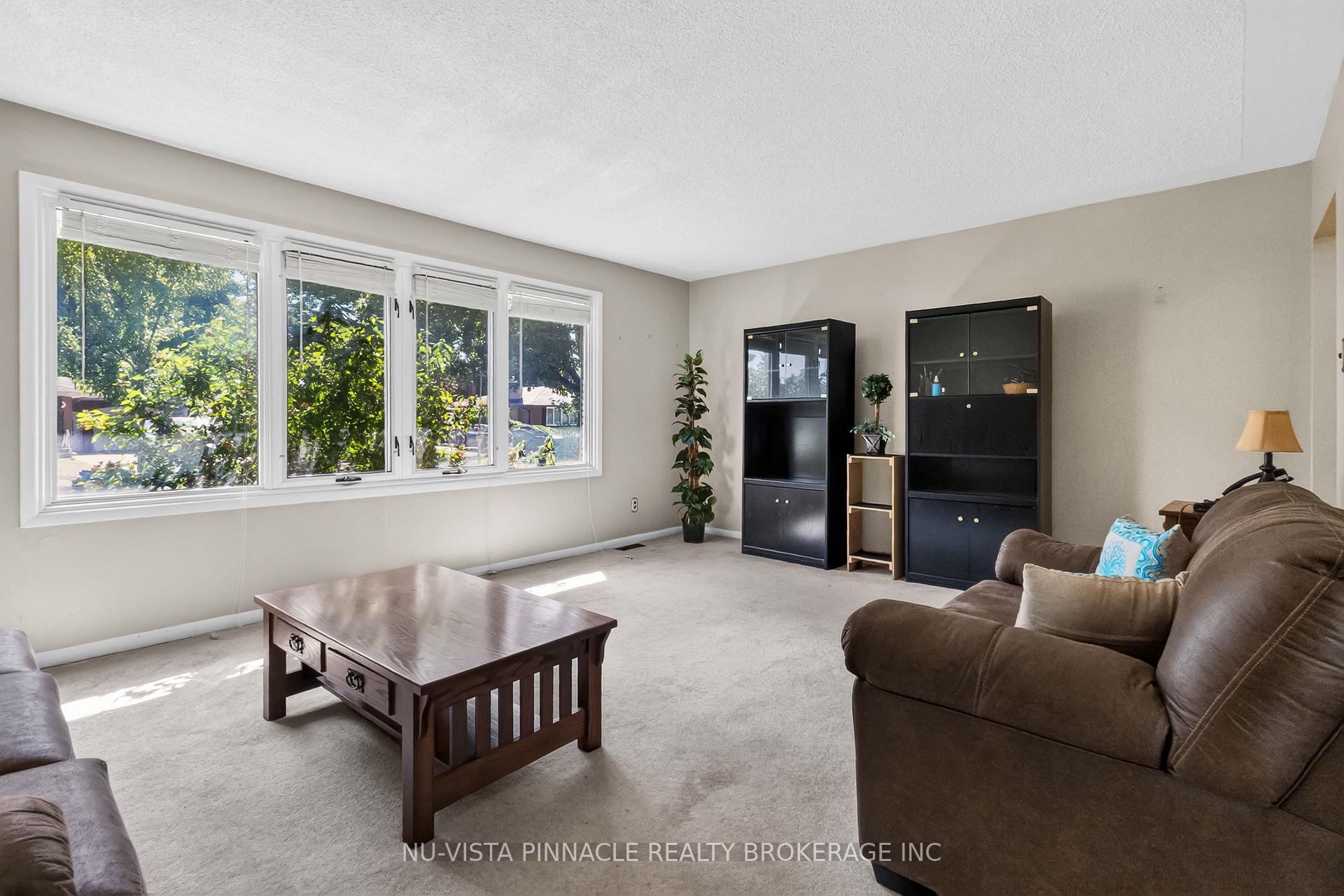 Photo 7 of 1062 Apache Road, London, East D — HOMEH