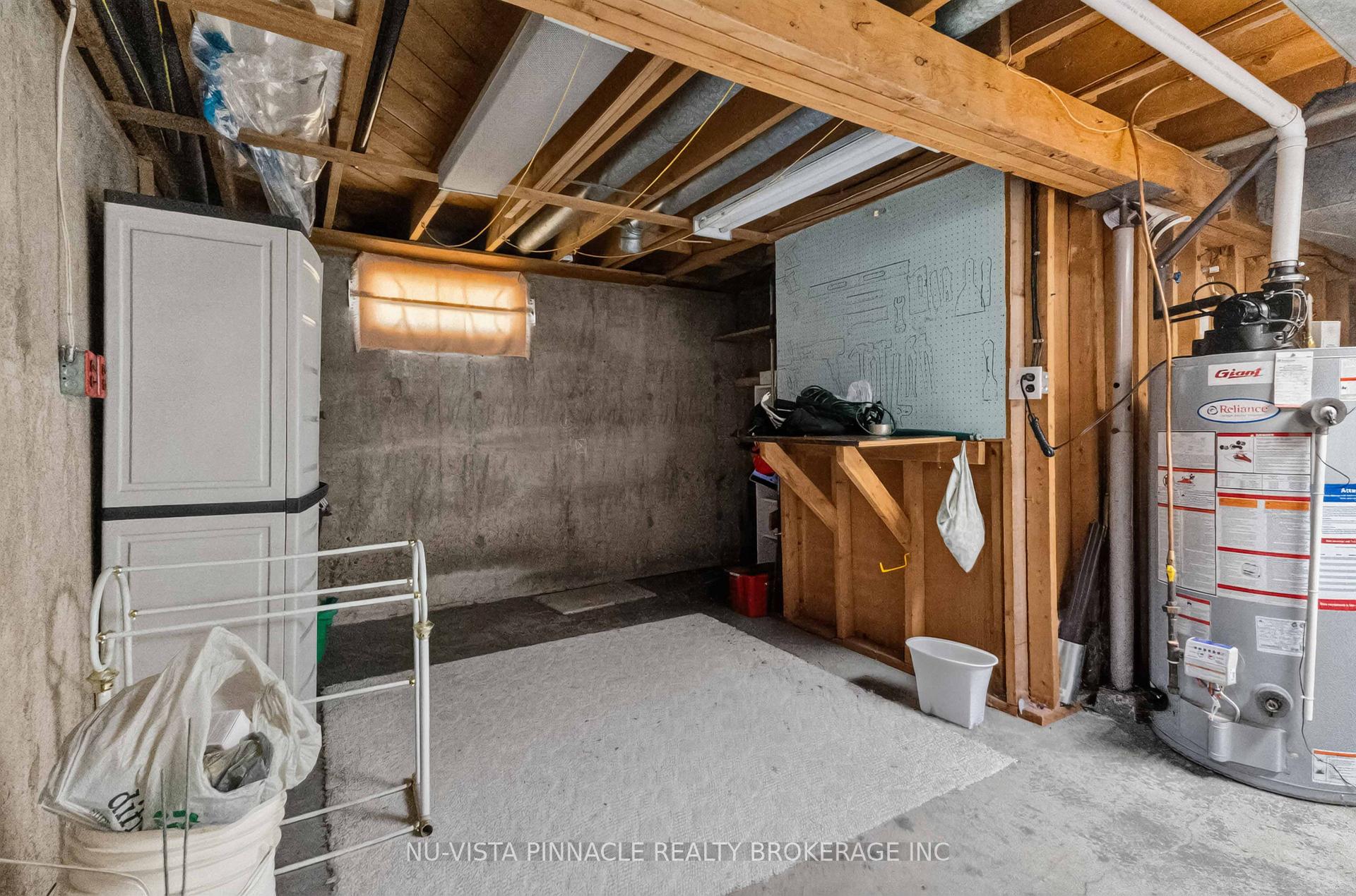 Photo 22 of 1062 Apache Road, London, East D — HOMEH