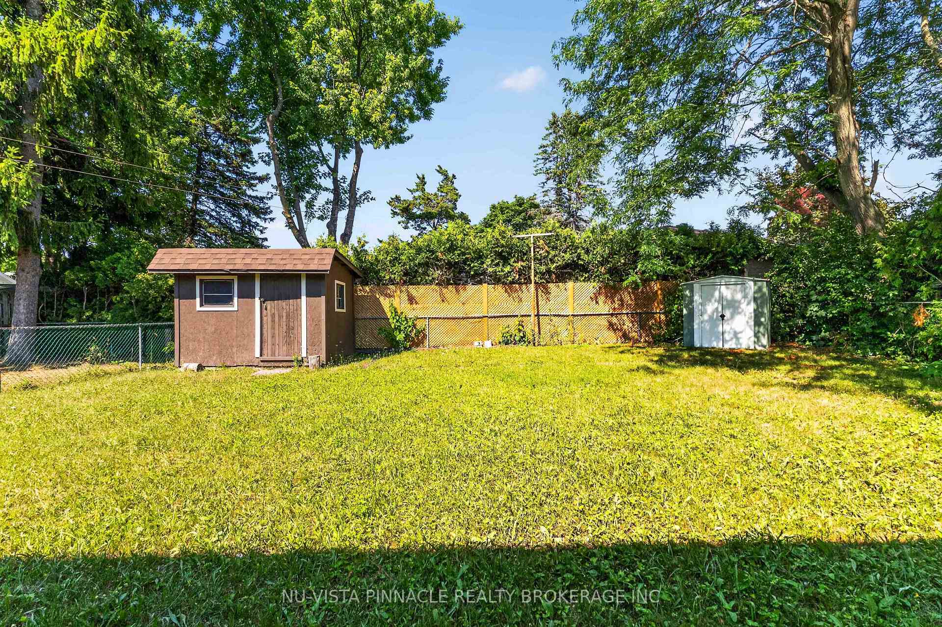 Photo 27 of 1062 Apache Road, London, East D — HOMEH
