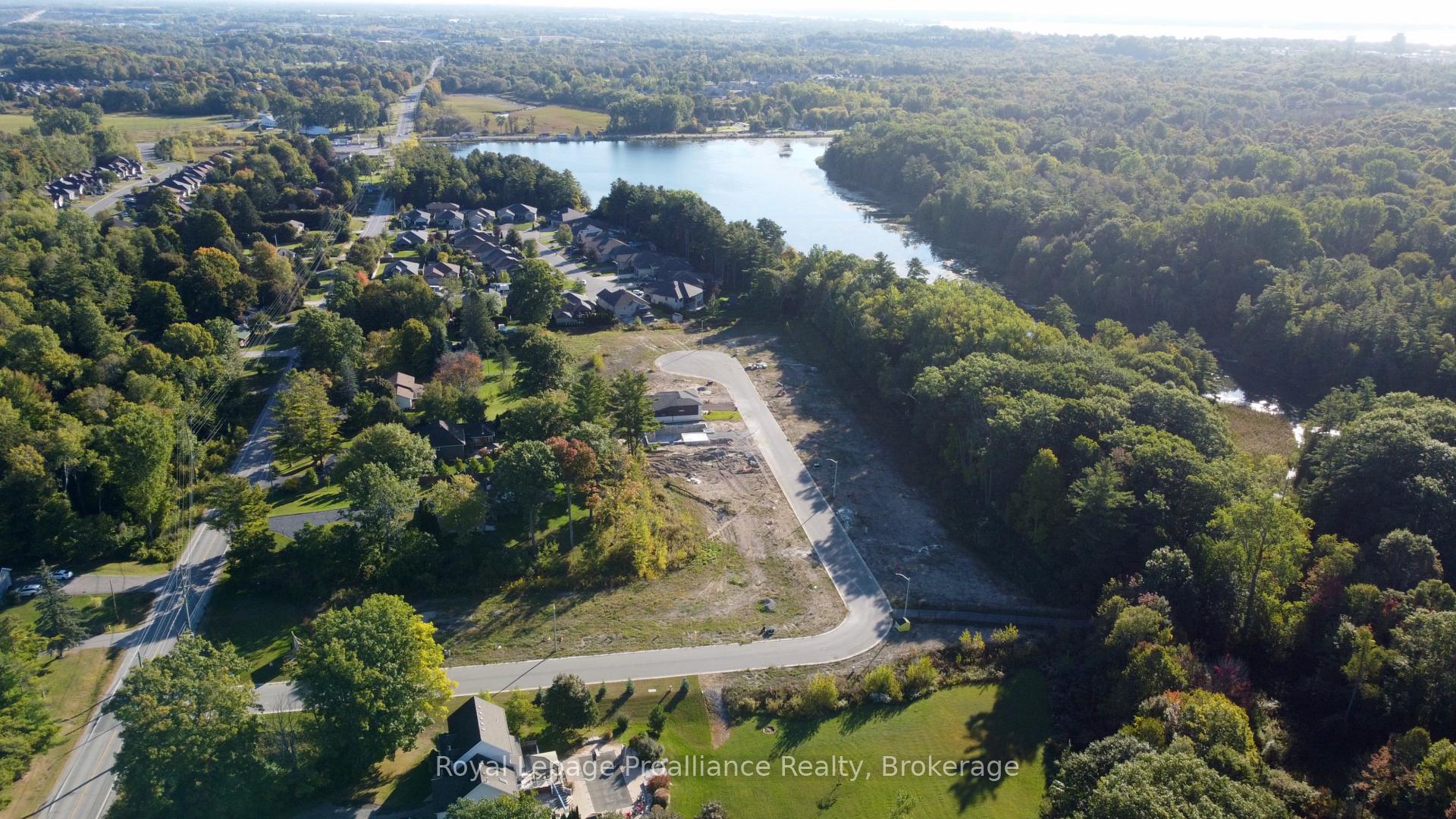 Photo 8 of 25 Exeter Court, Quinte West, Murray Ward — HOMEH