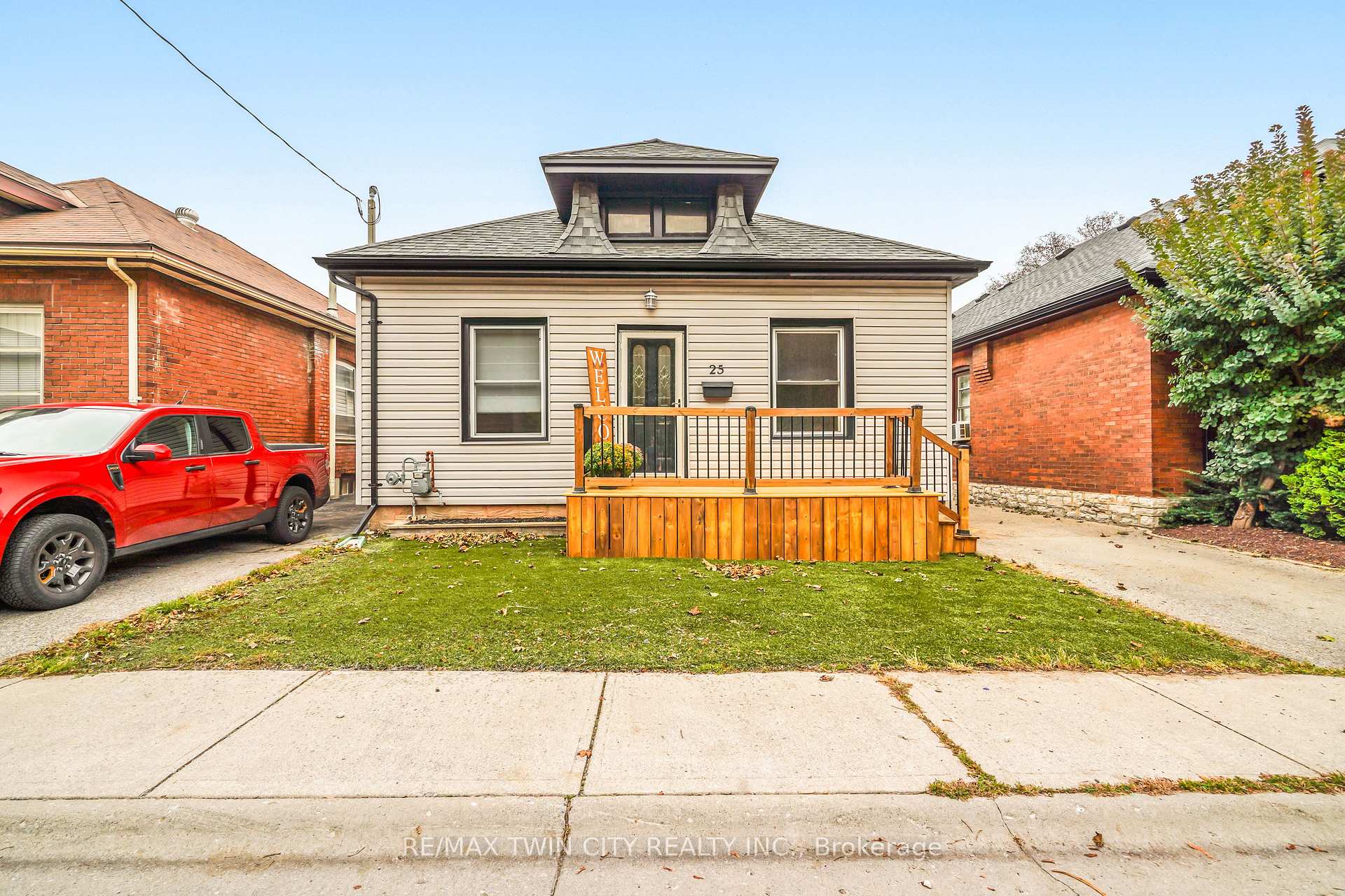 Photo of 25 Alonzo Street