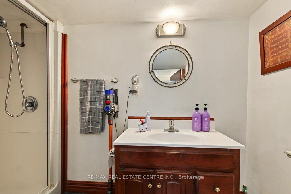 Photo 17 of 15 Norton Crescent, Halton Hills, Georgetown — HOMEH