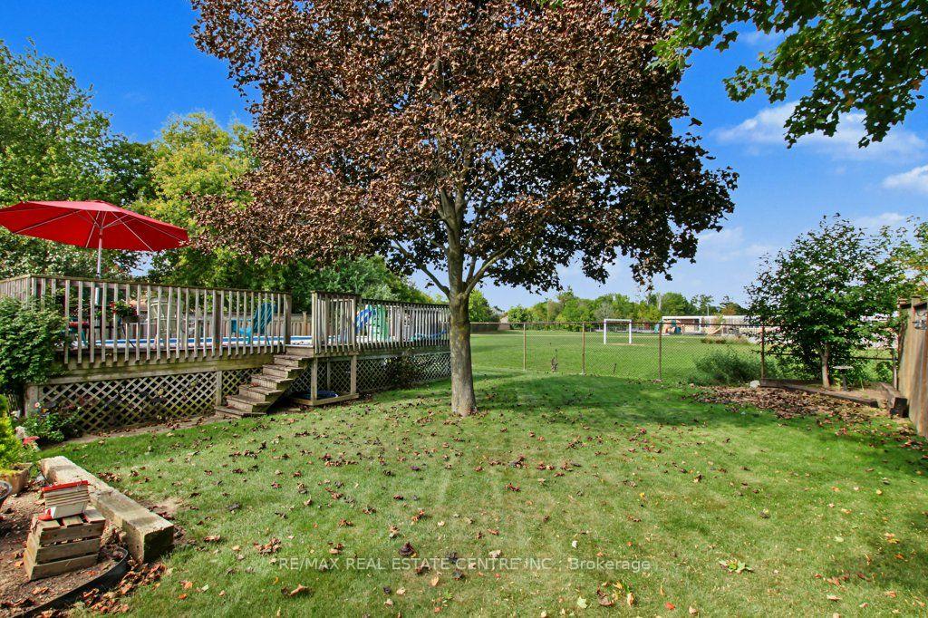 Photo 23 of 15 Norton Crescent, Halton Hills, Georgetown — HOMEH