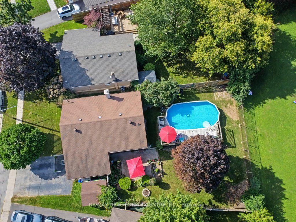Photo 29 of 15 Norton Crescent, Halton Hills, Georgetown — HOMEH