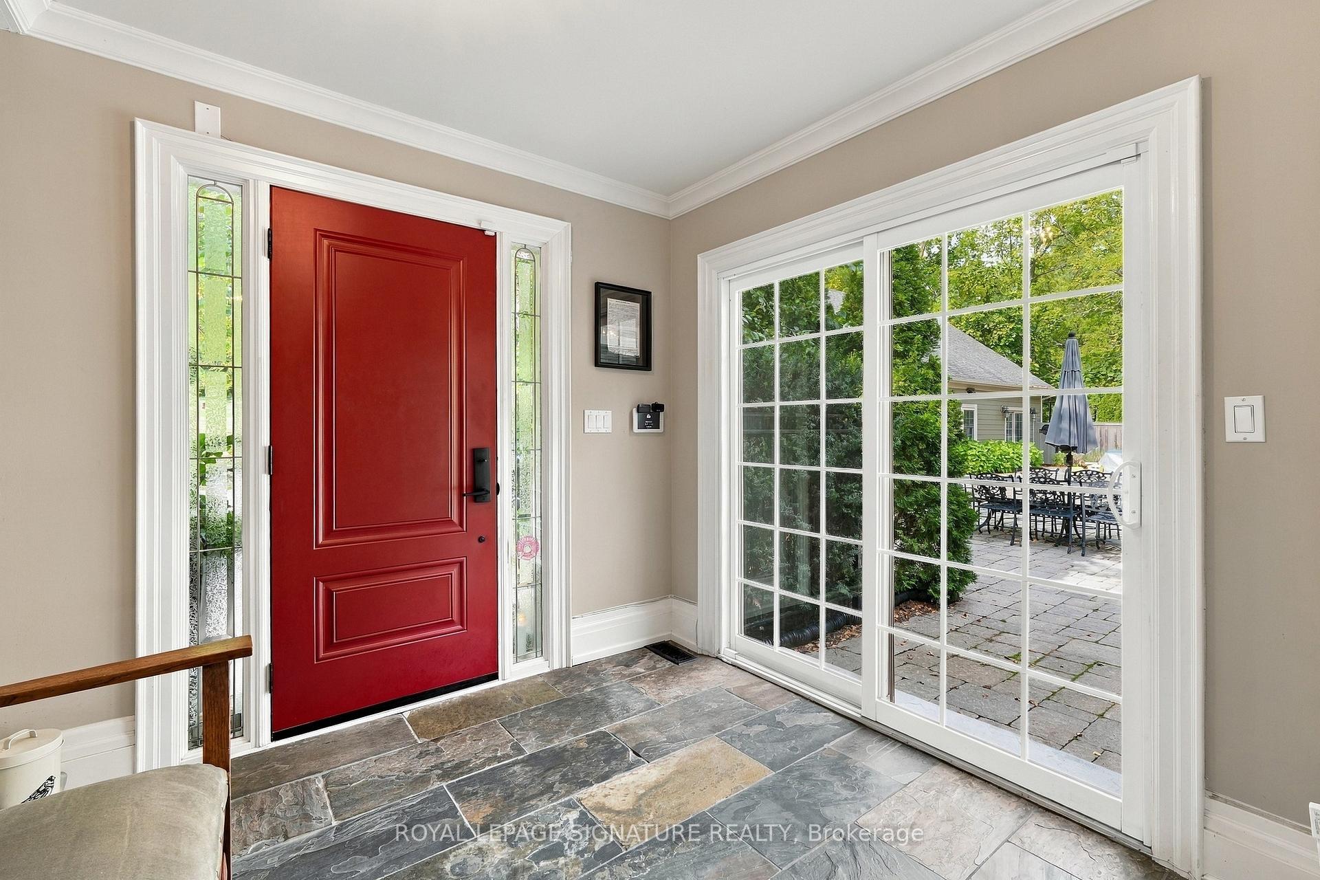 Photo 5 of 5062 Walkers Line, Burlington, Rural Burlington — HOMEH