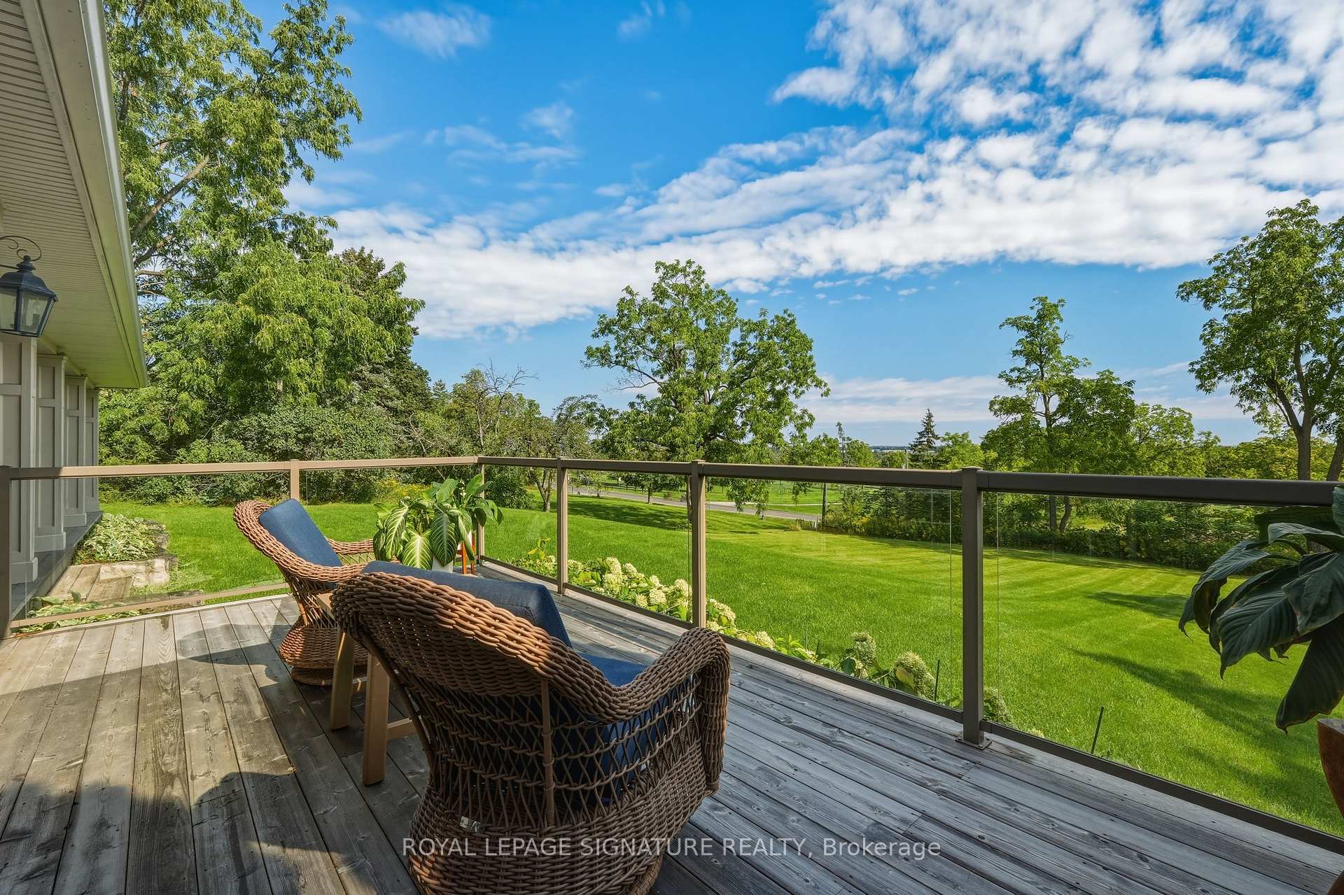 Photo 17 of 5062 Walkers Line, Burlington, Rural Burlington — HOMEH